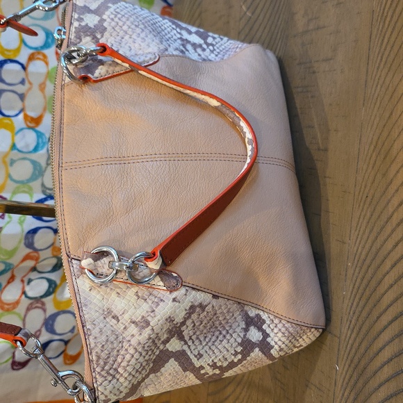 Coach Kelsey 13692 Snake Embossed - Picture 3 of 11